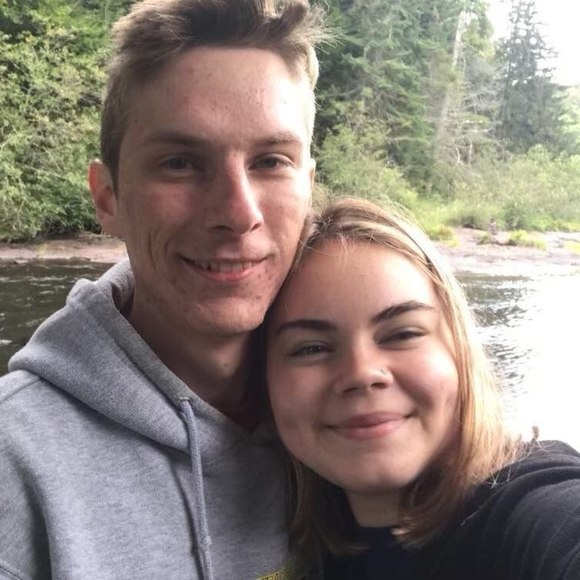 Meet your Posher, Abby - Picture 1 of 1